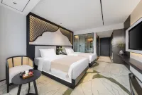 Mekong River Four Seasons Hotel (Splashing Square) - 2-Star