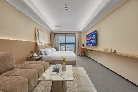 Dongfeng Mountain and Sea · High altitude Cloud City View | City · View Light Residence