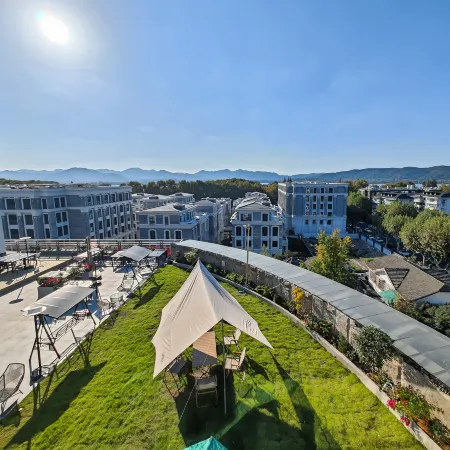 Amber Youth Hostel (Hangzhou West Lake Lakeside Park Ding'an Road Subway Station Branch)