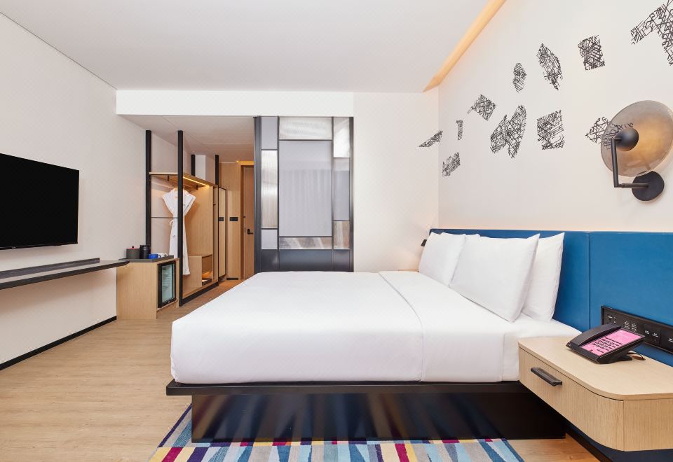 알로프트 베이징 화이루 호텔의 깔끔한 욕실