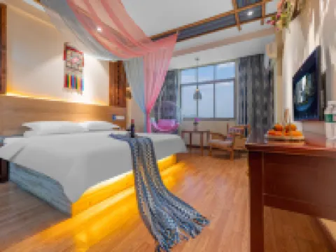 โรงแรมเซินกังวาน โรงแรมในลั่วผิง