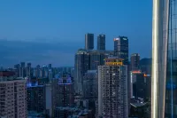 Qianhe Zhixuan High-View Hotel (Jiefangbei Hongyadong)