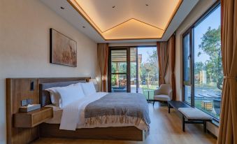DongFengYun-Muyin Hot Spring Villa Hotel