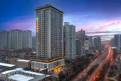 Vienna Hotel (Xi'an Hongmiaopo Zhuhong Road) Hotel in zona Tianhan Xiongfeng Fudiao Square