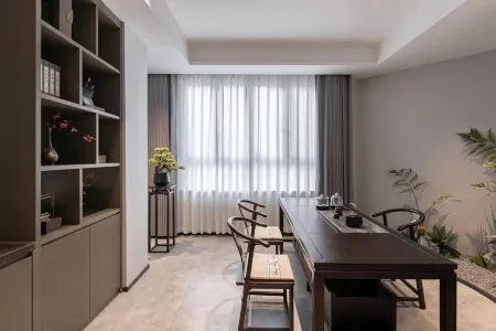 Nali Yu Hotel (Powerlong Plaza Branch) Отели рядом с достопримечательностью «Huanghe Institute of Technology»