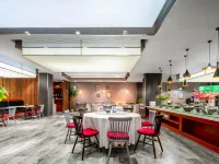 鑫地酒店（鄭州中原萬達錦藝城購物中心店） 鄰近西三环的酒店