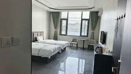 Tiantian Theme Hotel