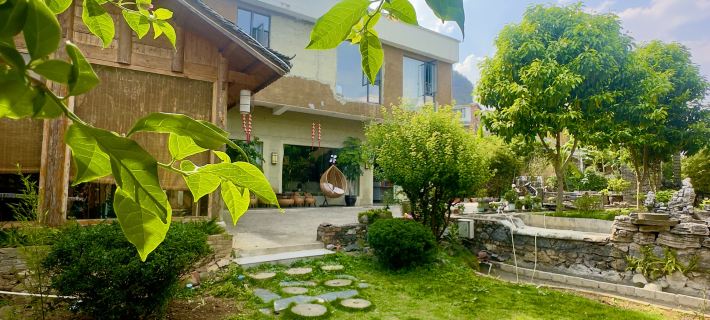 Recreation and health resort courtyard Hotels in Xingyi