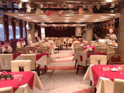 Zhuhai L Hotel （Gongbei Port High-speed Railway Station） Hotels in Zhuhai