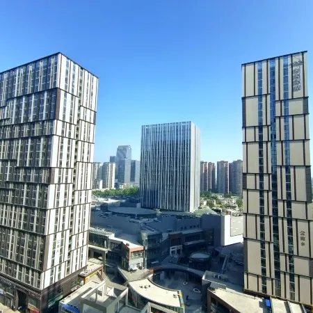 Zhimei·Lingju Hotel (ZhuMadian GaoTieXiZhan JianYe Plaza)