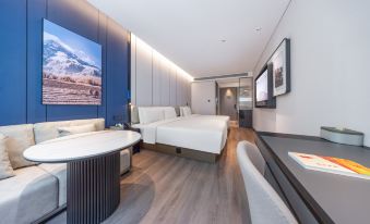 Beijing Chaoyang High speed Railway Station Atour Hotel