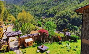 Under Bamboo Forest Guesthouse