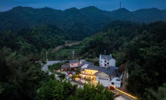 Yinlu Yihao Hostel