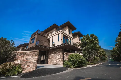 Yingde   Aoyue  Spring  Resort