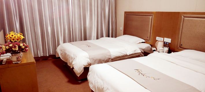 Youshan folk hotel Các khách sạn ở Karamay