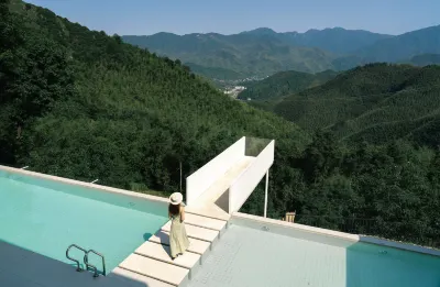 Sulin infinity pool designer hostel (Longwangshan rafting store)