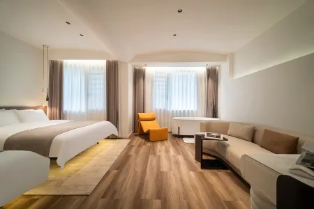 Anshun Safe House Guest House (Miaoling Tunbao Guzhen Store)