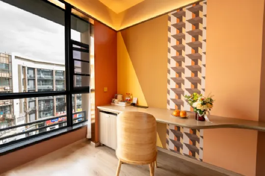 Zhouzhi International Hotel (Kunming Changshui International Airport)