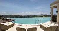 the Langham Haikou - Gym