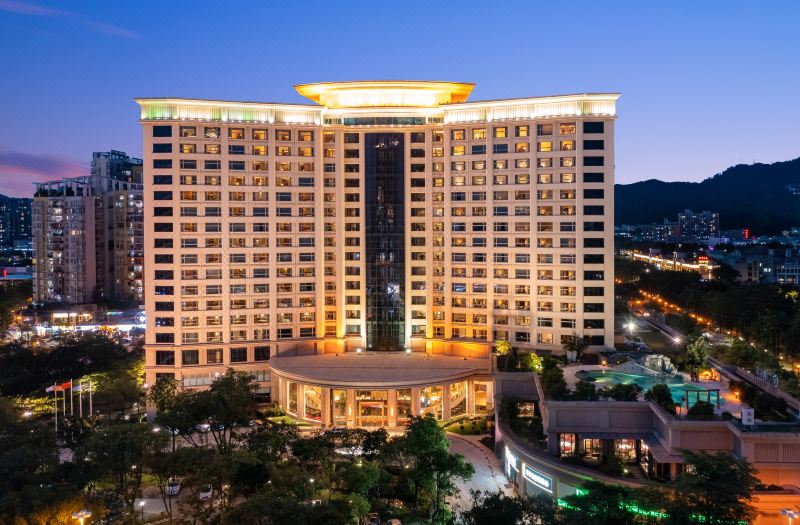Parklane Hotel