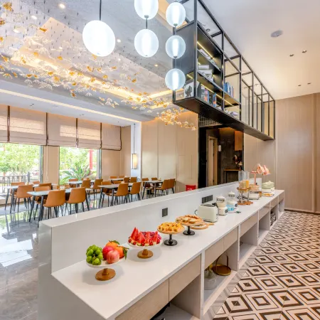 Shier Yue Hotel
