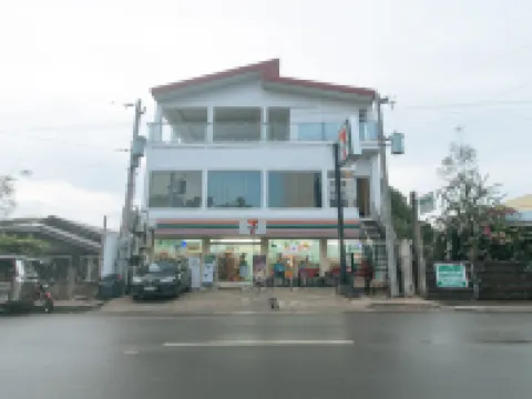 RedDoorz @ Alaminos Pangasinan Hoteles en Alaminos