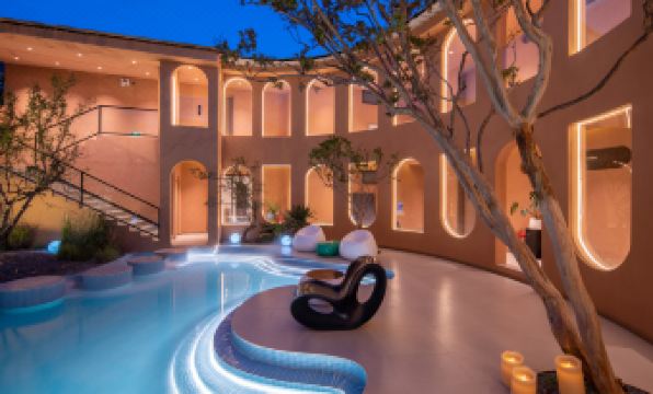 Shangri La Flowers · And You Designer Homestay