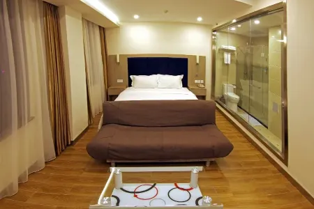 Tianhe Express Hotel (Shenyang Middle Street Forbidden City) Отели рядом с достопримечательностью «Chang'an Temple»