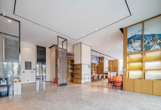 호텔 로비 전경