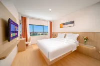 Elong ME Hotel (Chuzhou Tianchang Wanjiafu Plaza Jidiancheng)