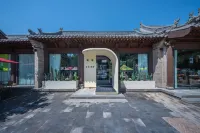 Mubai Jingshe Hot Spring Resort Hotel (Xinzhou Ancient City) Hotels in Xinzhou Ancient City