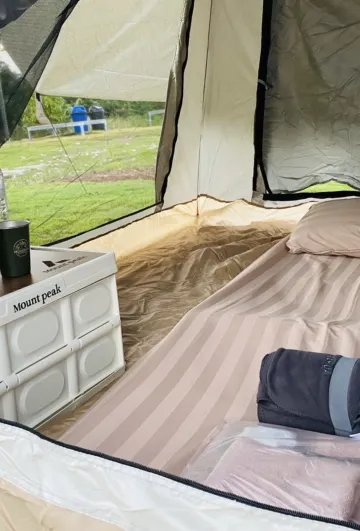 เต้นท์สนาม สำหรับ 2คน พร้อมเครื่องนอน-ไม่มีแอร์,ห้องน้ำรวม(แยกชาย/หญิง)