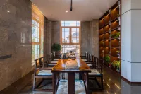 Fangdian`Hualin Yuezhao holidays Riverview hotel (Yangzhou)