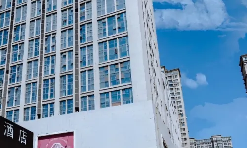 James Joyce Coffetel Ruipin Hotel (Zhangzhou Panhua City Plaza)