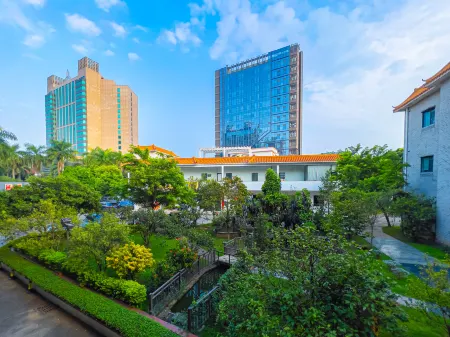 Dongguan Shengyu Hotel (Dongguan Railway Station) Отели рядом с достопримечательностью «Fuyuan Youye»