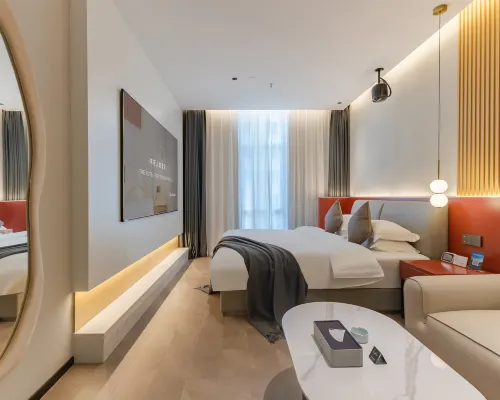 Lis Future Hotel (Huaining Dechen Times Square) Hoteles en Huaining