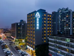 Langfang  Station Guangming Bridge Atour Hotels