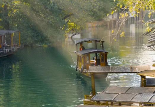 Xiangshuiwan Hotel (Wuzhen West Gate South Entrance)Hotel Overview