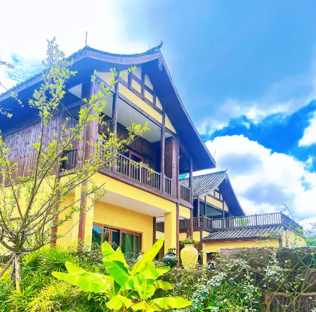 Hexuan Yashe  Chongqing Отели рядом с достопримечательностью «Dazu Stone Carving Baoding Mountain Scenic Area - Guiding Service Hall»