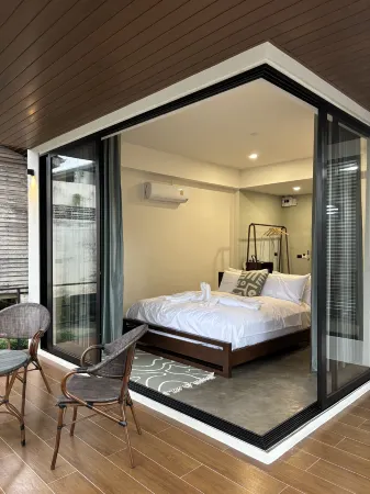 The Episode Boutique Hotel Отели рядом с достопримечательностью «Wat Sathol Thammaram»