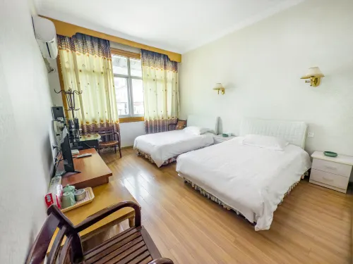 Longquan Chatian Hotel - balcony