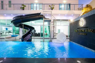 The Lion King "8 bed" Pool Villa Pattaya Ocean Yacht Club 4 km Hotel in zona Wat Yansangwararam