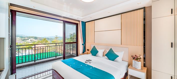 Fogangle Valley Phoenix Hot Spring Slide Pool Villa Hotels in Fogang