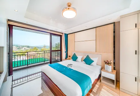 Fogangle Valley Phoenix Hot Spring Slide Pool Villa Отели рядом с достопримечательностью «Tangtang Ancient Dwellings»