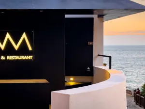 Dongshan Bay man bed and Breakfast