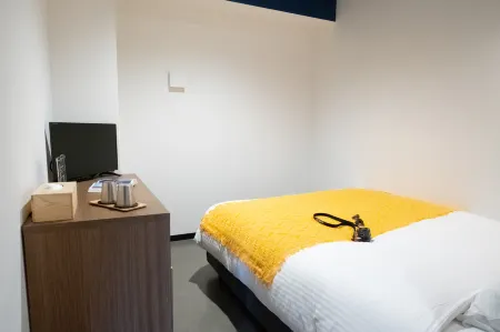 Wayfarer Shinsaibashi