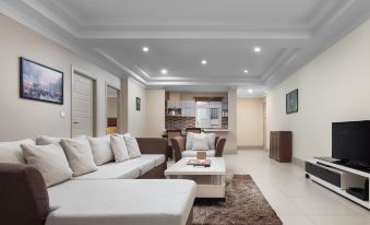 Palace Gate Hotel & Residence By EHM
