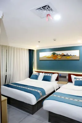 Home Inn (Beijing Tongren Hospital) Отели рядом с достопримечательностью «Вен Вэнь»