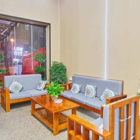 Wugang Jindu Hotel