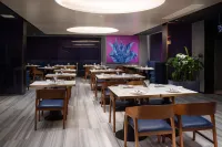 Ronye Hotel ( Gaozhuang Xishuangjing Star Night Market) - 4-Star